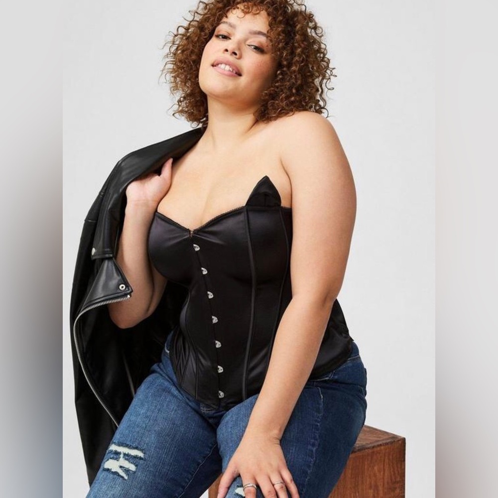 Torrid Satin Cat Hook-Front Bustier